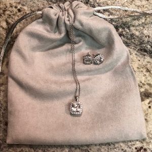 necklace and earrings set